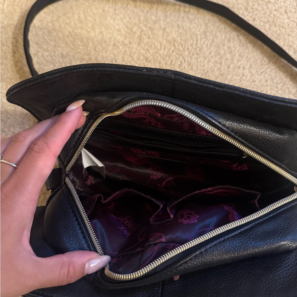 Betsey Johnson Black Sequin Bow Crossbody Bag - Picture 3 of 6